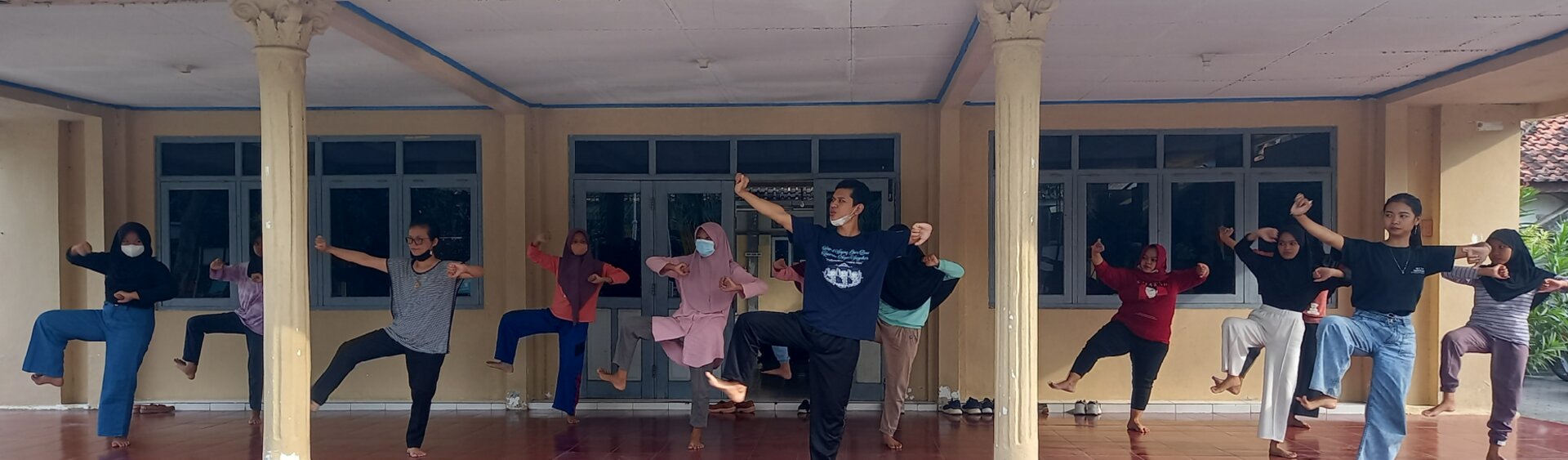 Latihan Tari
